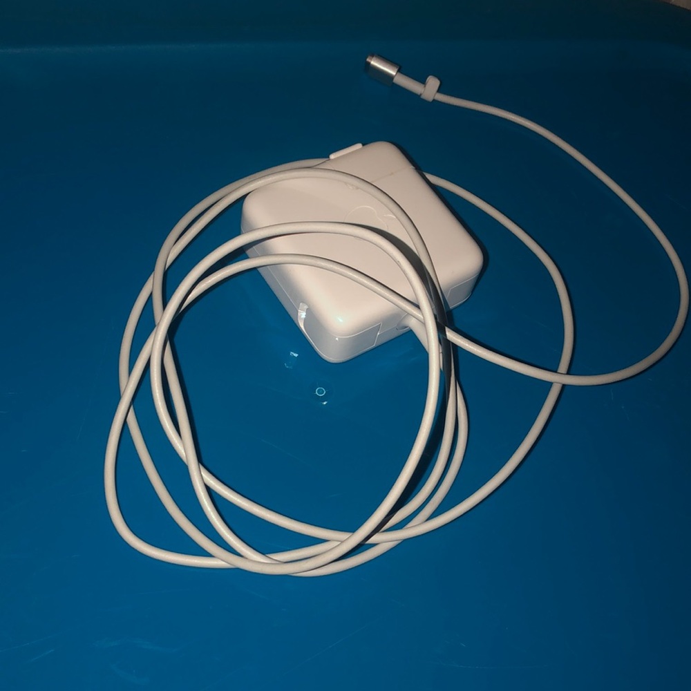 Mac book charger !